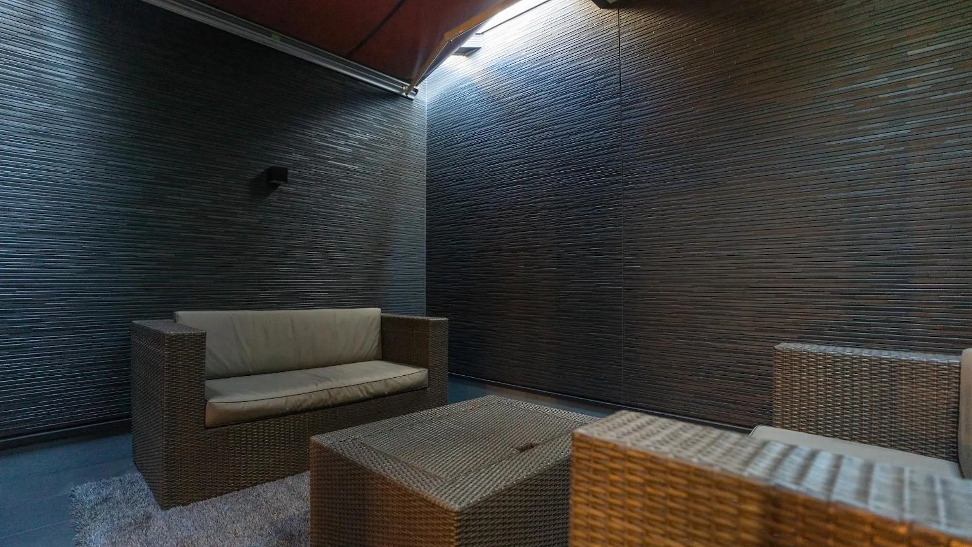 西九条 Villa Deluxe Osaka Japón