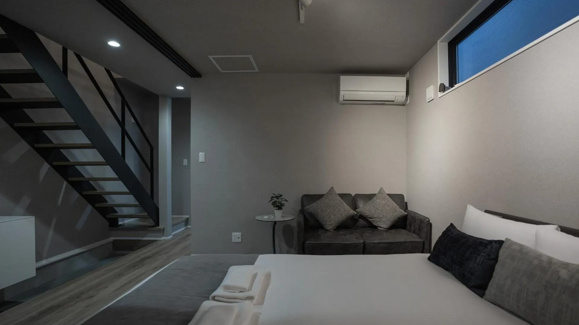 西九条 Villa Deluxe Osaka 0*,